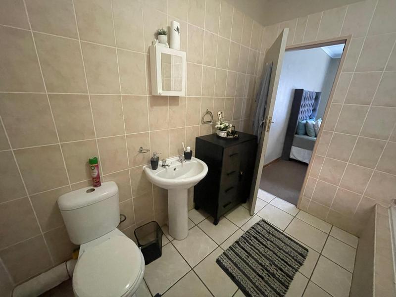 1 Bedroom Property for Sale in Dassie Rand North West